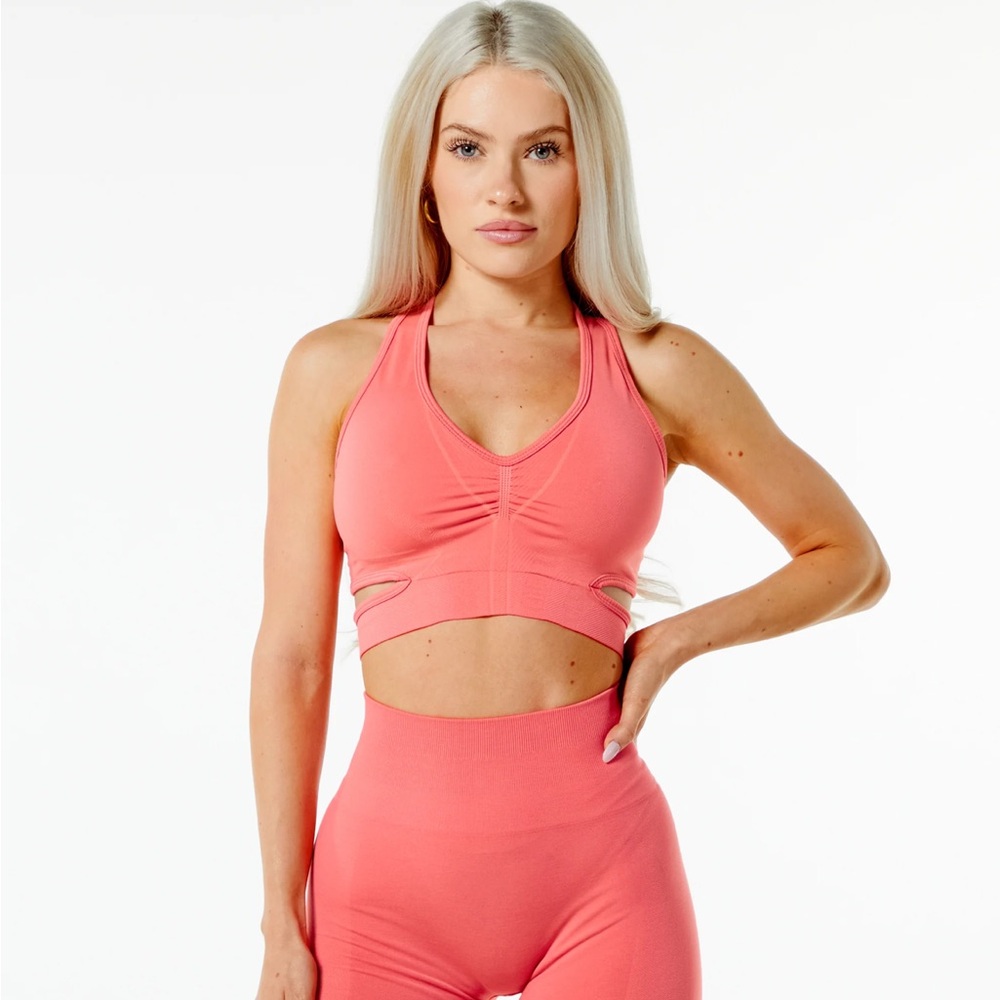 Pixel Pink Alphalete amplify leggings and stratus bra